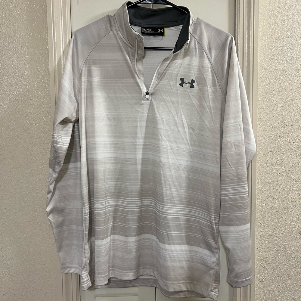 Under Armour 1/4 zip pull over white with gray stripes men’s size small